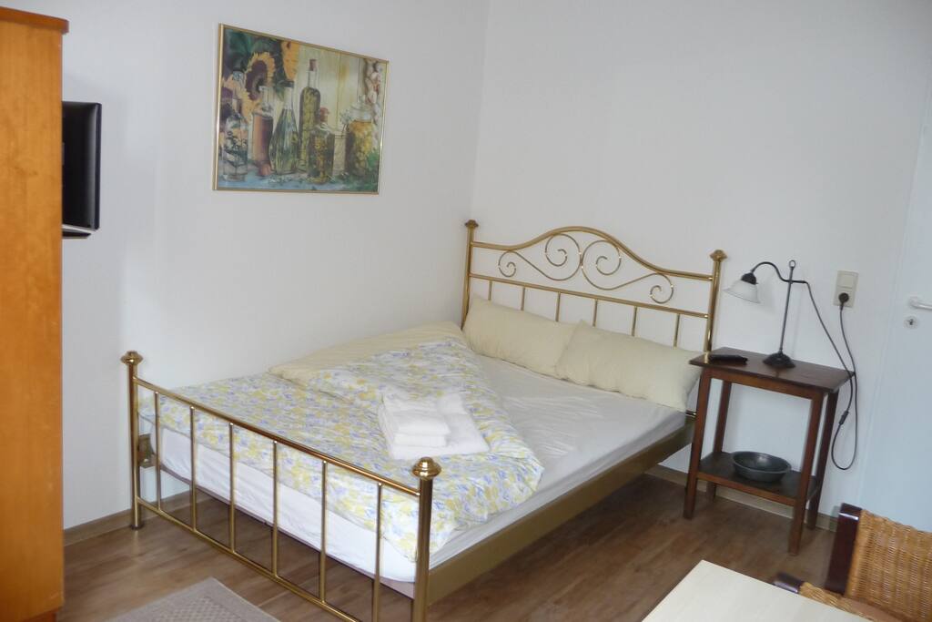 Bett 1,40m