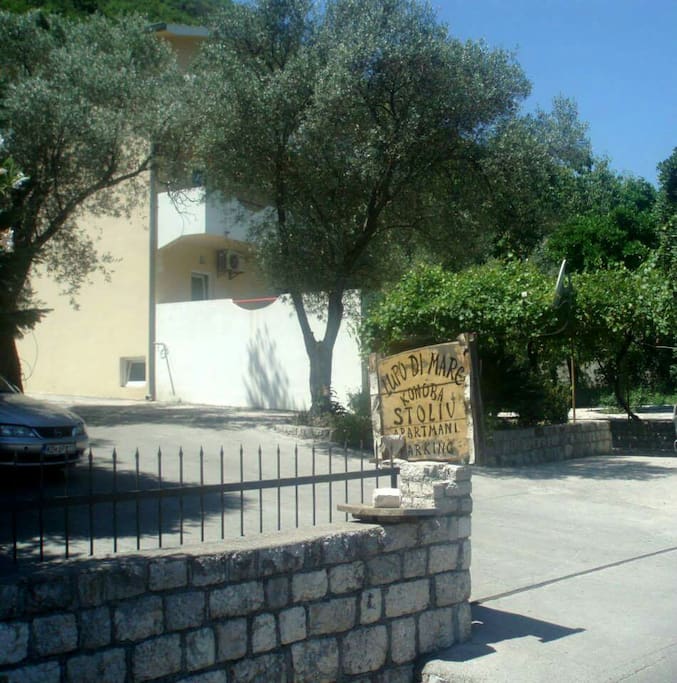 apartments
exterior