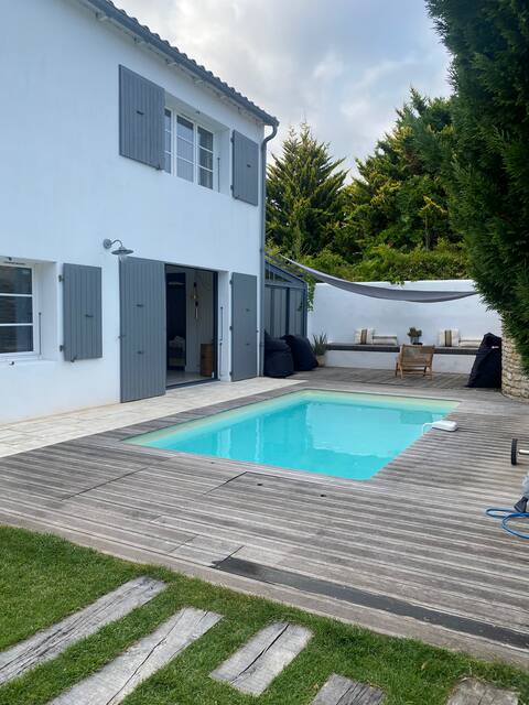 Exceptional house with a pool