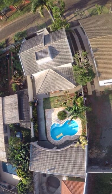 A residência vista do alto (Foto tirada por queridos hóspedes e me doada carinhosamente).