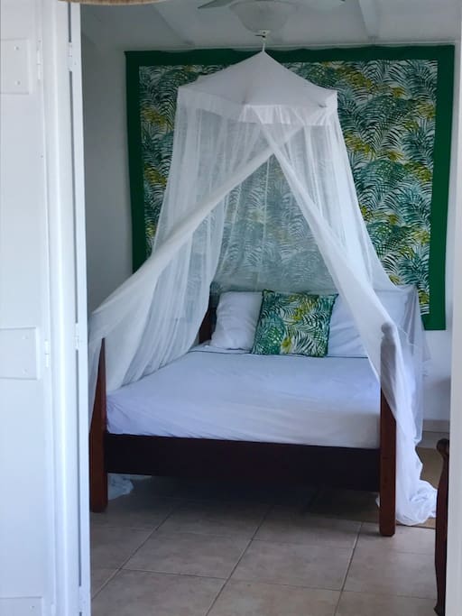 Chambre principale vue mer