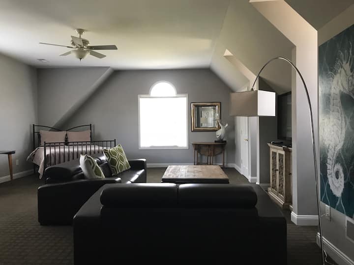 Renovated apt 1mile to Middleburg