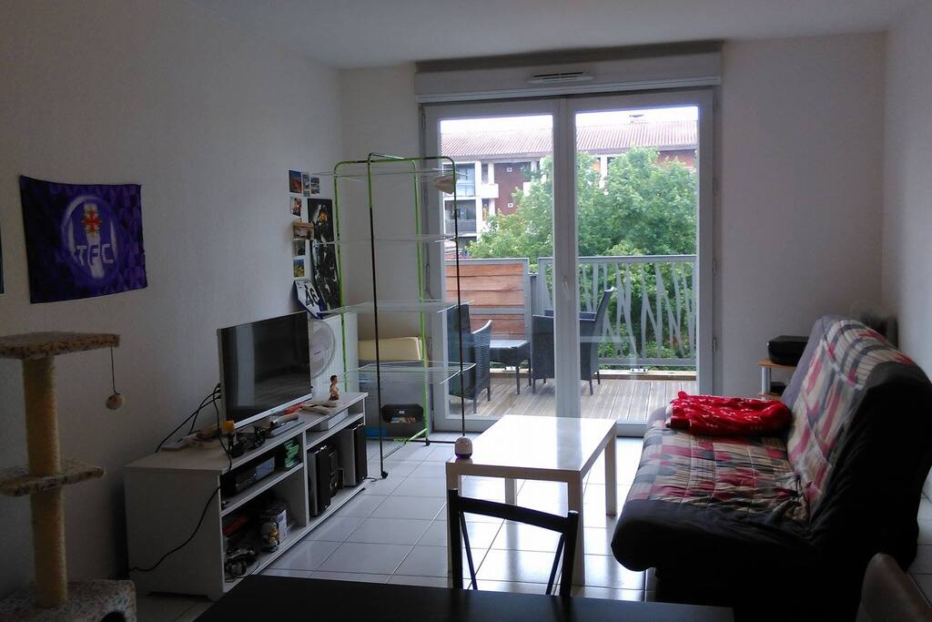 Le salon / coin TV