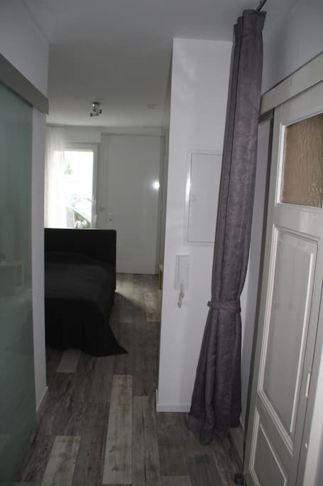 Blick ins Schlafzimmer