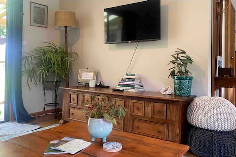 Located right at the entrance to Mt field NP