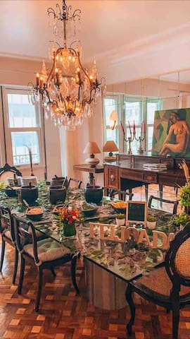 Totally Renovated Apartment – 5 Bedrooms – 10 Ppl