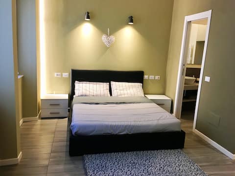 Ideally located apartment 1