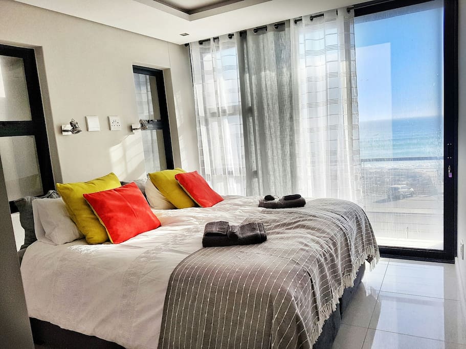 Main Bedroom with balcony and sea views
