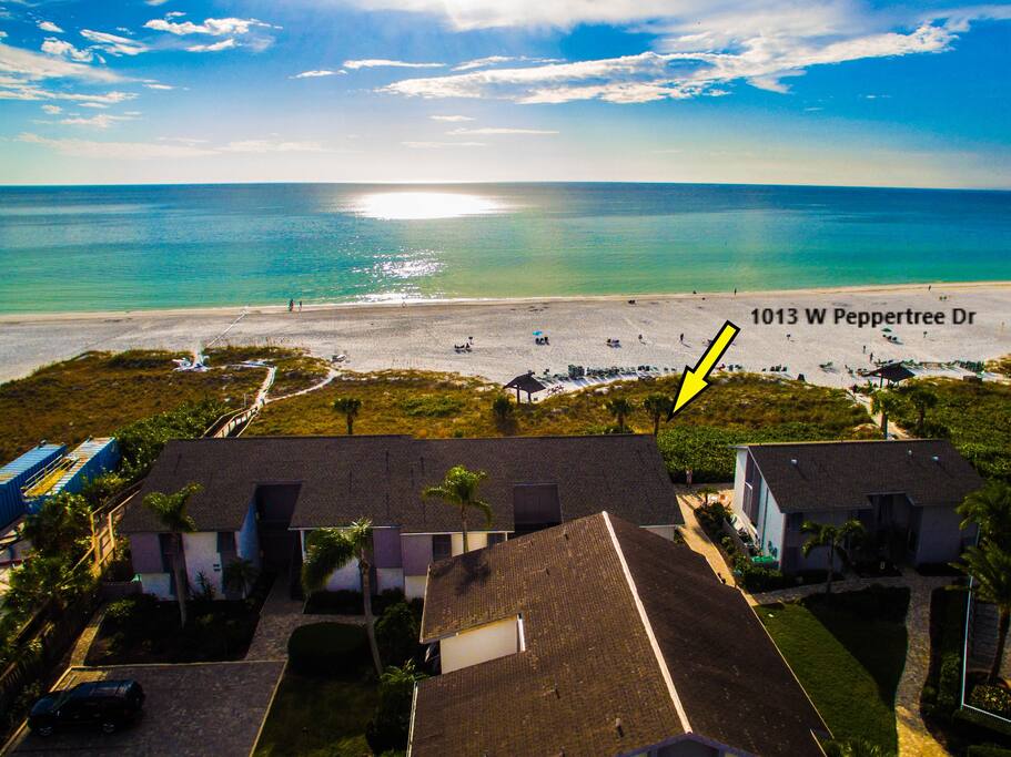 Direct beachfront location!