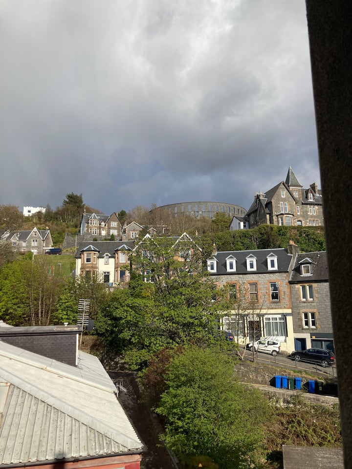 Top Floor Flat, Street, Oban Apartments for Rent in Argyll and Bute Council, Scotland
