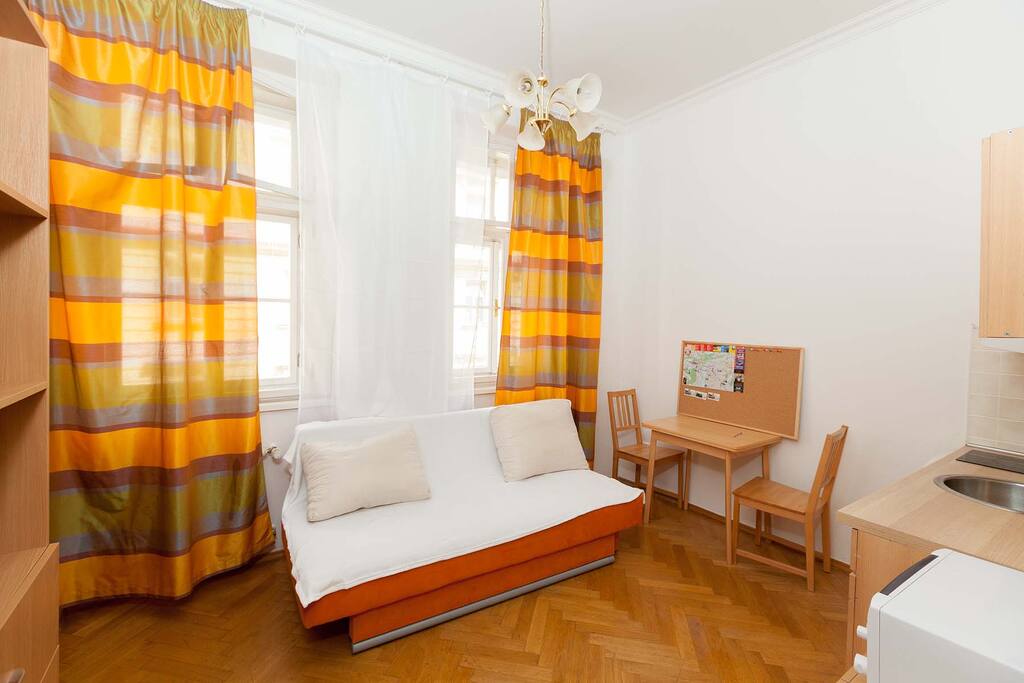 Additional sleeping space for 1 person