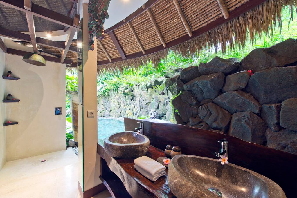 bathroom amenities