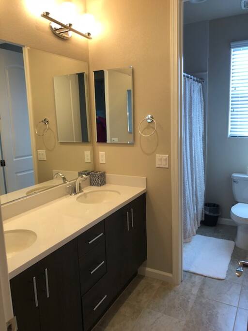 Guest bathroom upstairs