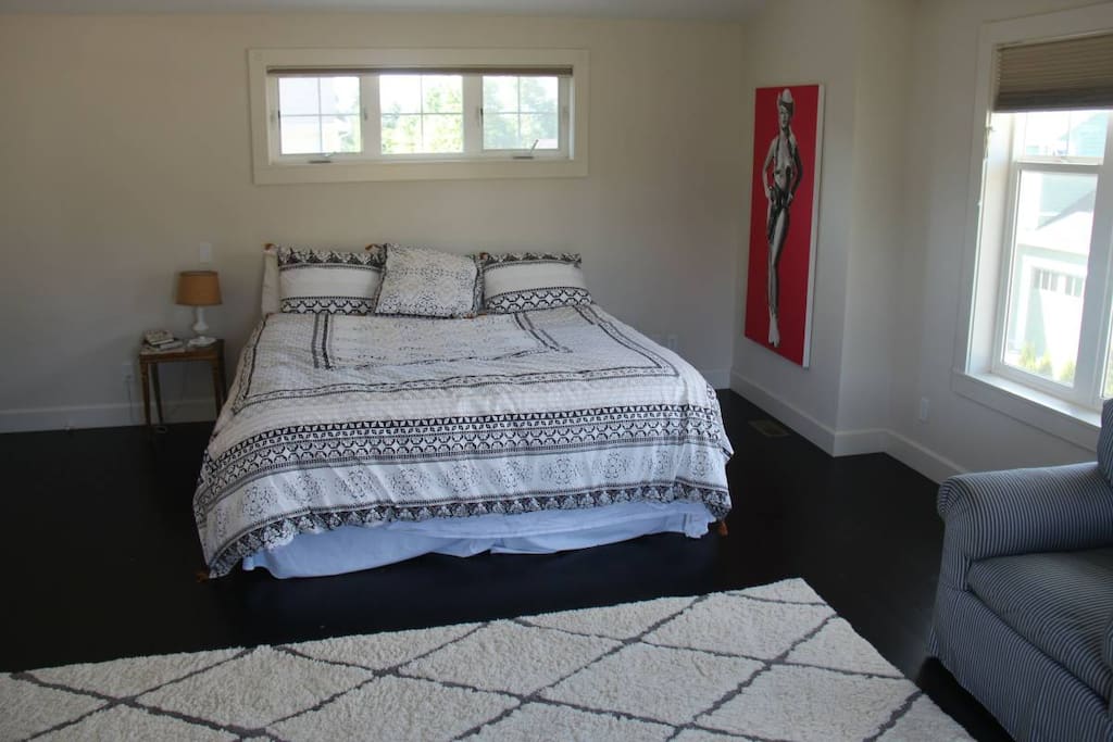 master bedroom (upstairs) - king memory foam bed with en suite bath