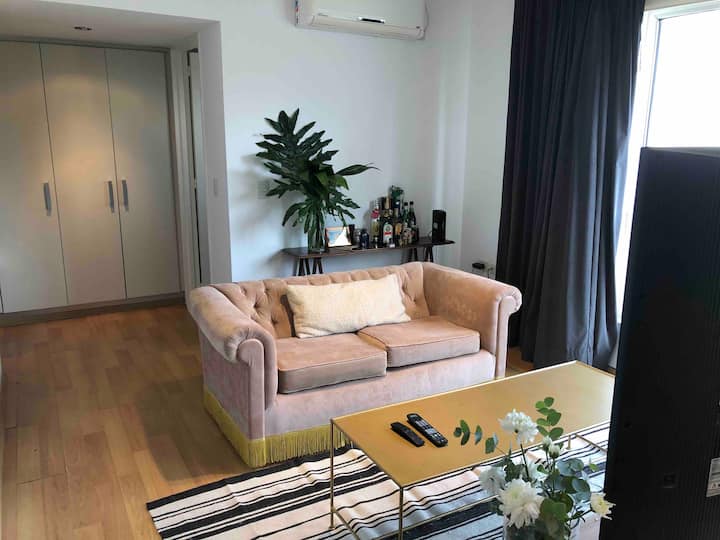 Furnished studio apartment in San Telmo