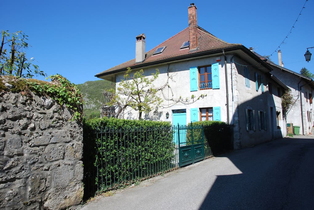 Beautiful village house in Talloires centre