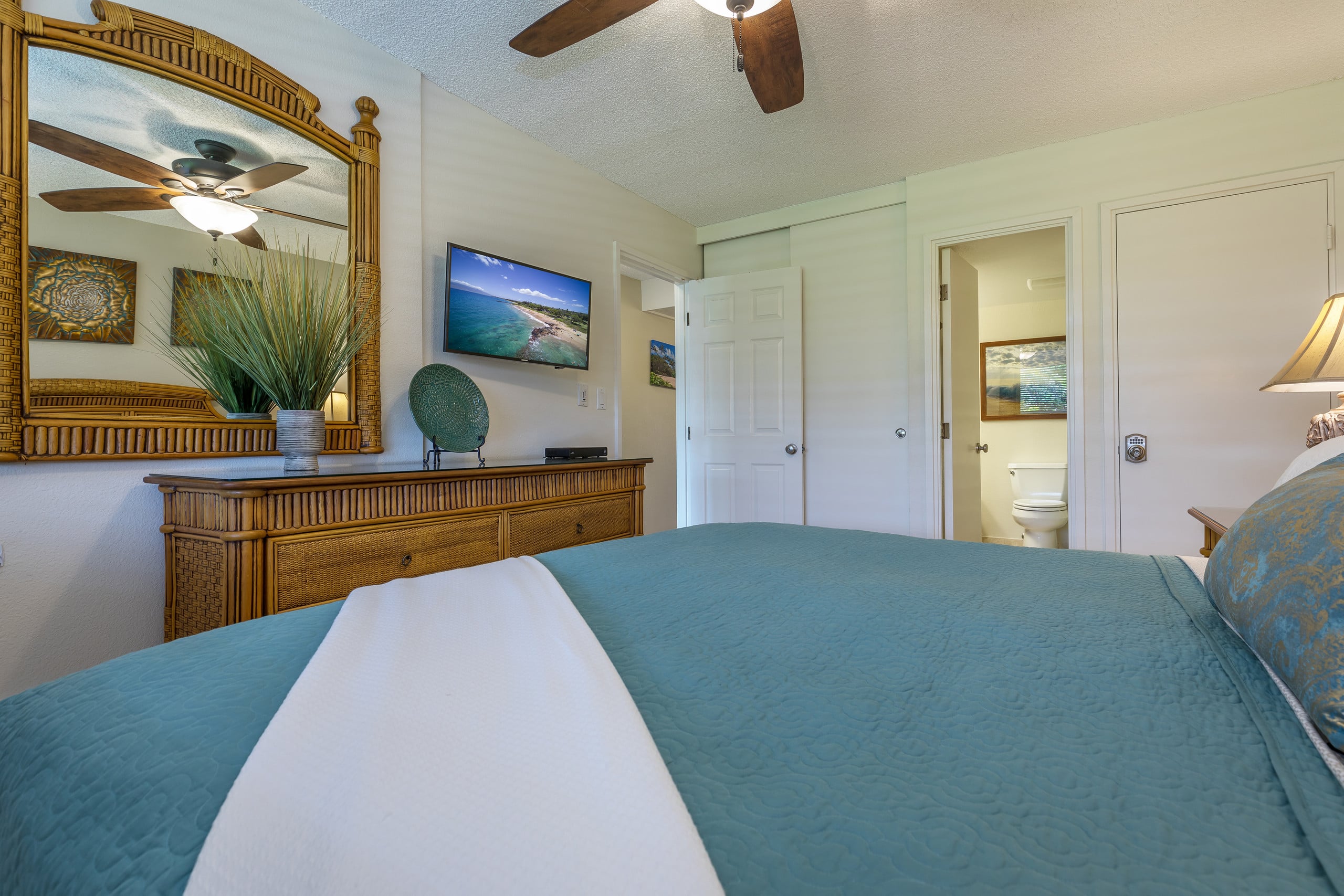 Condo in Kihei · ★4.96 · 1 bedroom · 1 bed · 2 baths - Image 2