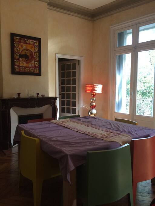 Grande table salle à manger