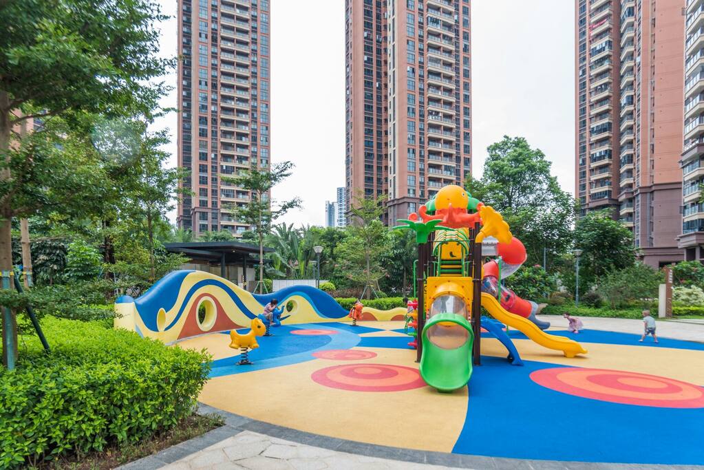 小区内景