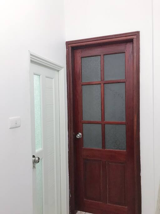 Private bathroom next to room door