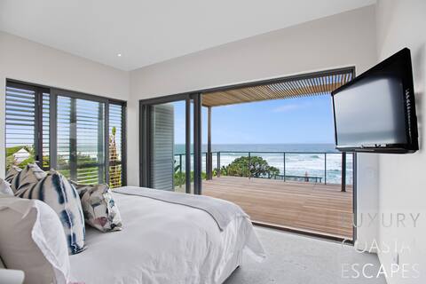 On Hewitt | Beach House | Salt Rock