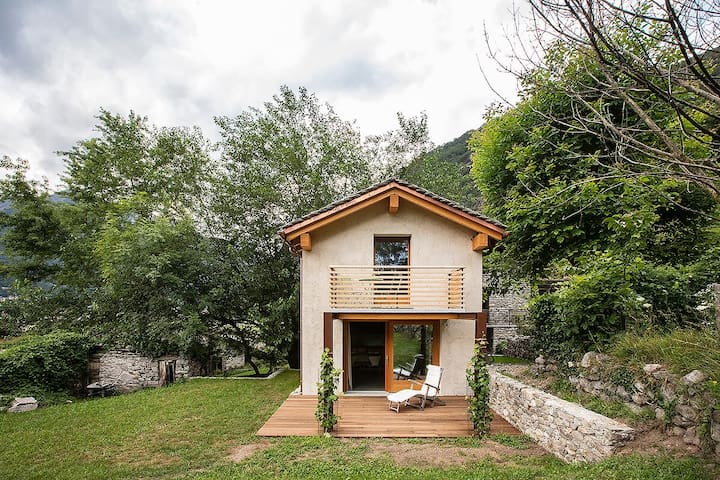 La Casa Nel Bosco della Valchiavenna