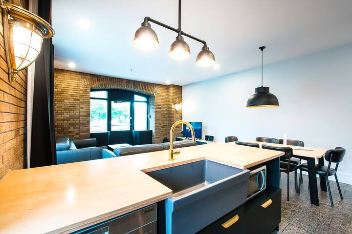 G101 – Lofts de la Gare – Par Les Lofts Vieux-QC gallery image 4