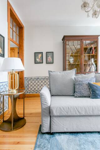 Alfama Terrace Apart First Floor With Historic Notes and AC gallery image 3