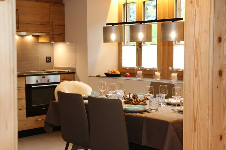 Cozy renovated Chalet in Rougemont/Gstaad gallery image 3