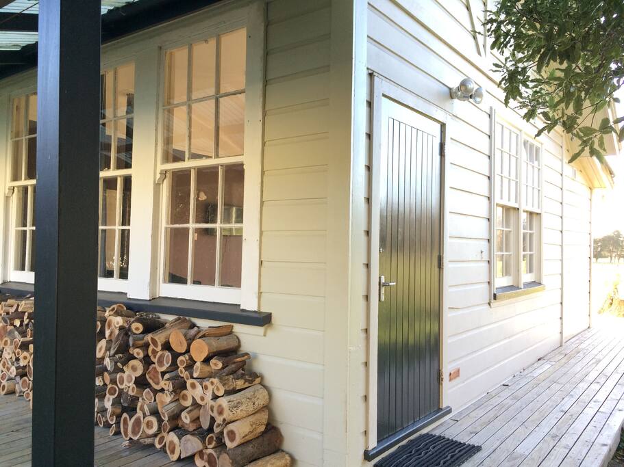 Bird Cottage entrance