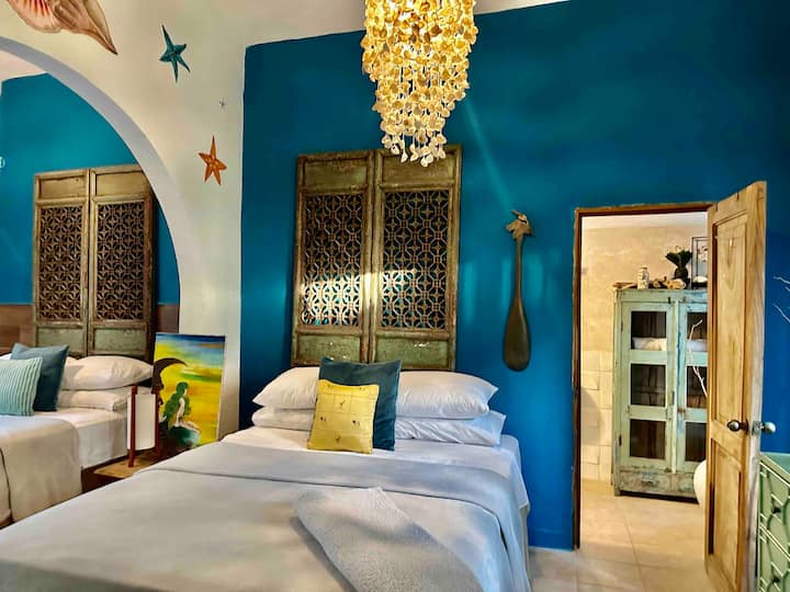 La Perla | Jacuzzi I Monterrico I Piscina I Mar - Monterrico