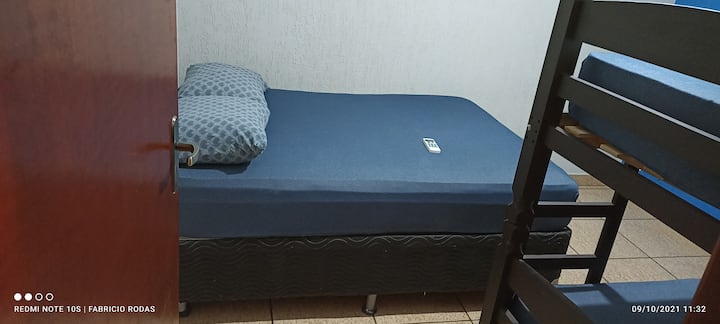 غرفة النوم 2