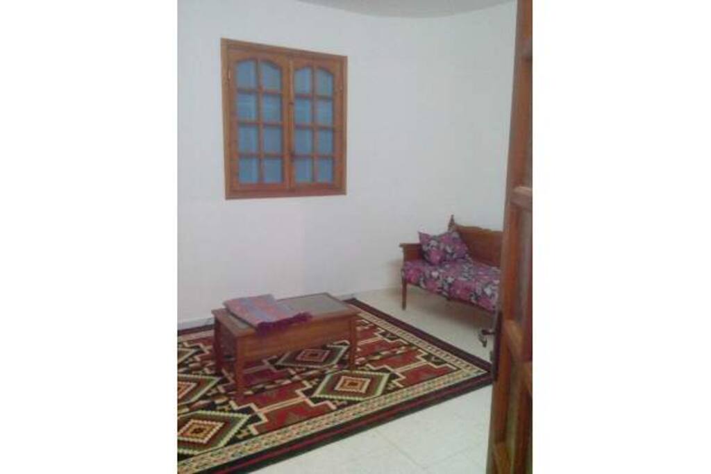SALON