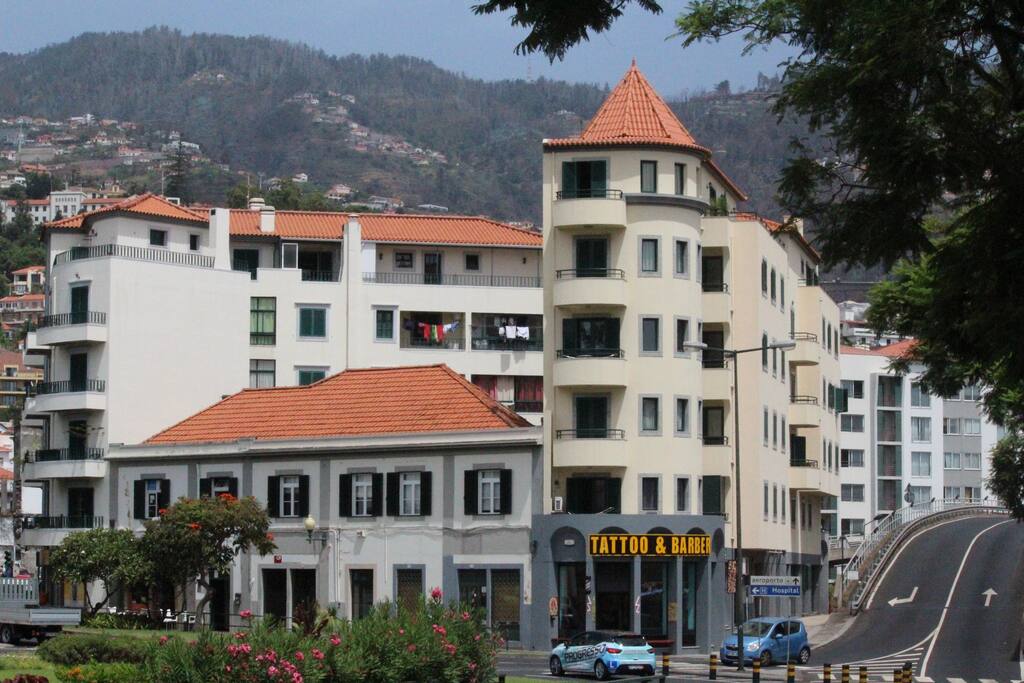 Fachada do Edifício
O apartamento fica no último piso.
