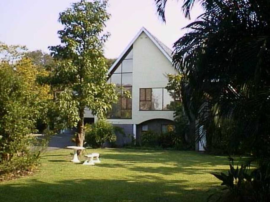 Garden setting