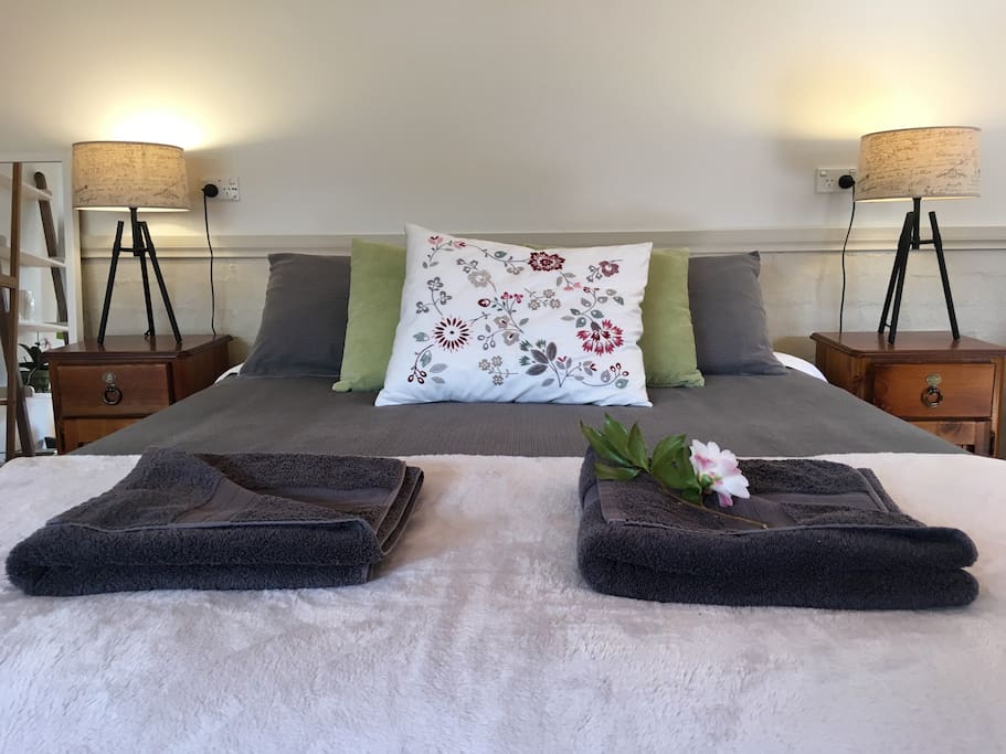 Comfy Queen bed