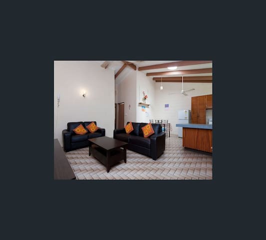 Airbnb Karama Vacation Rentals Places To Stay