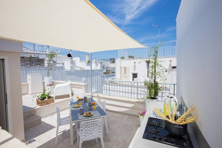 Casa Adelia – Kitchen on the terrace gallery image 5