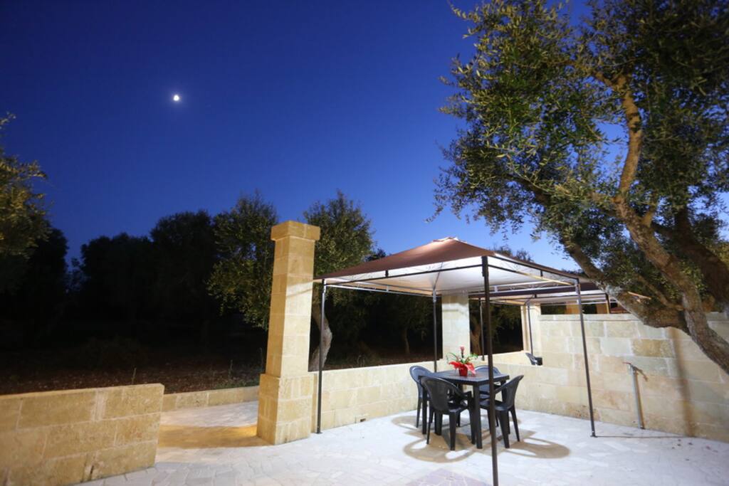 Patio al tramonto