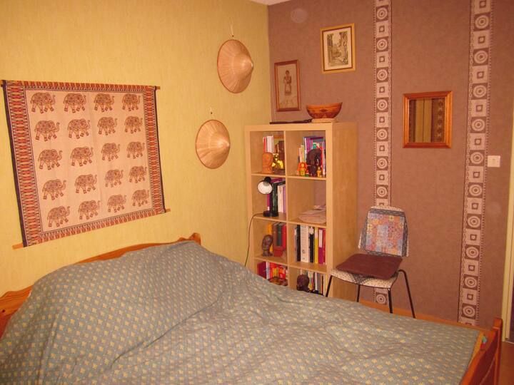 غرفة نوم 2 بسرير مزدوج 