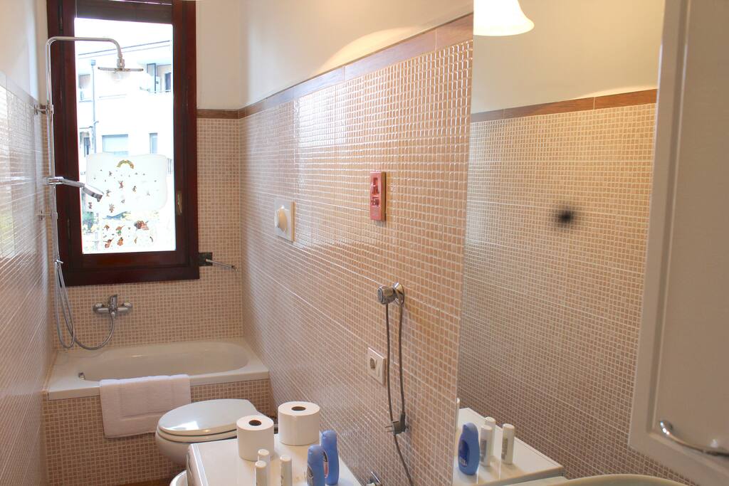 Bathroom 2