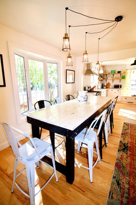 Sit with up to 10 at the dining table
