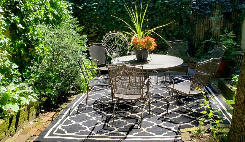 Private Garden, Near B’way, Empire State, Subway