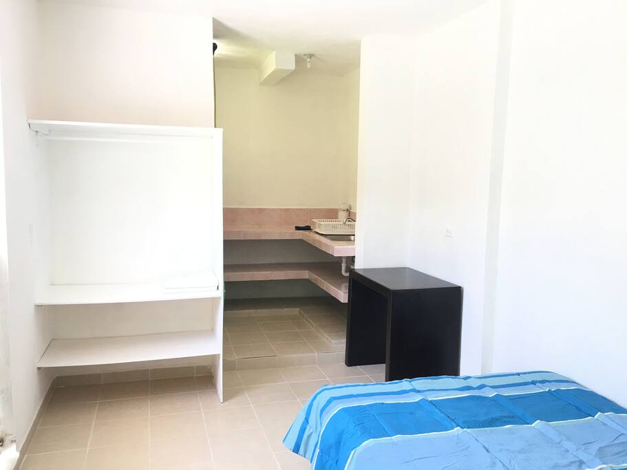 El Estudio cuenta con closet