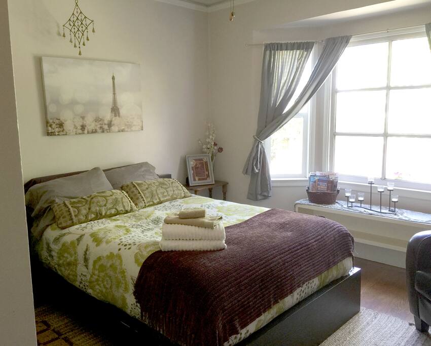 Plenty of natural sunlight and a view to the front gardens from your bay window.