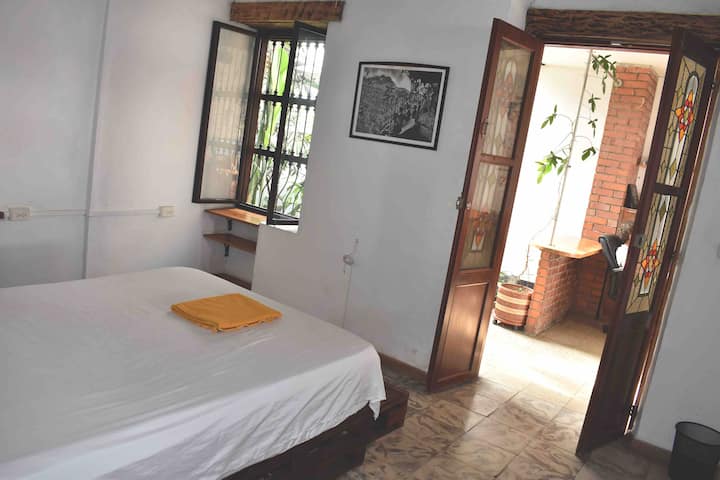 Room 1 double bed