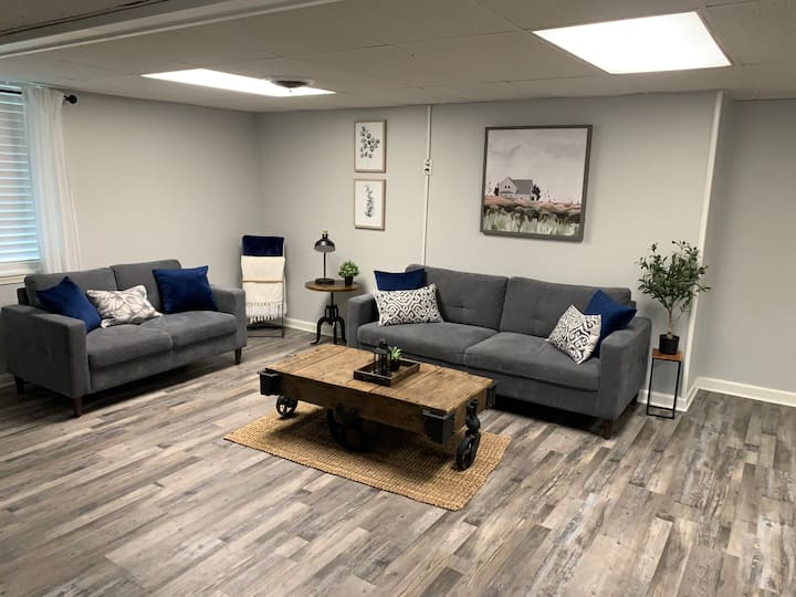 Adorable 2 Bedroom Cozy Apartment - Duluth, GA