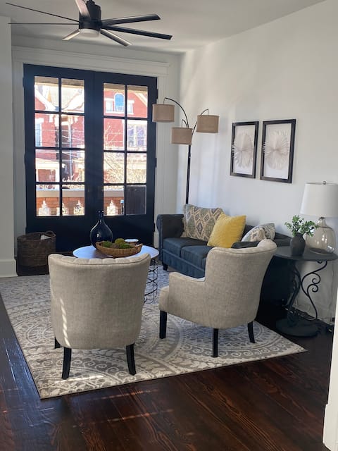 Beaumont House Historic Flat 2 minutes from Cinci