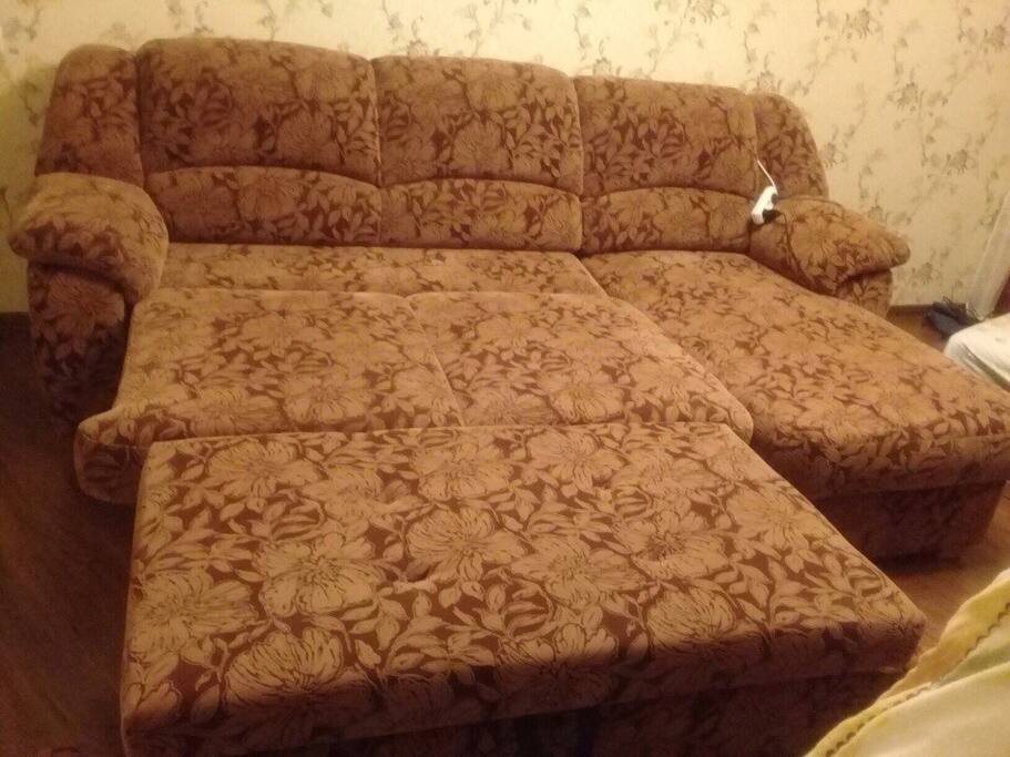Диван складывается/Sofa folds
