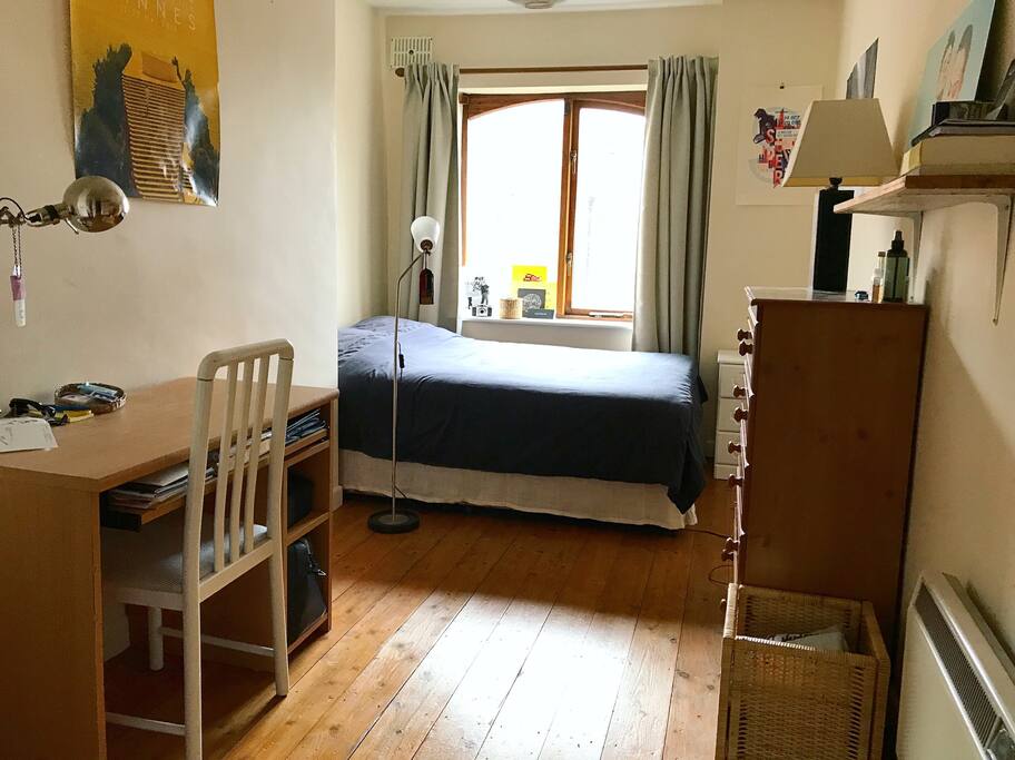 Spacious double room 1